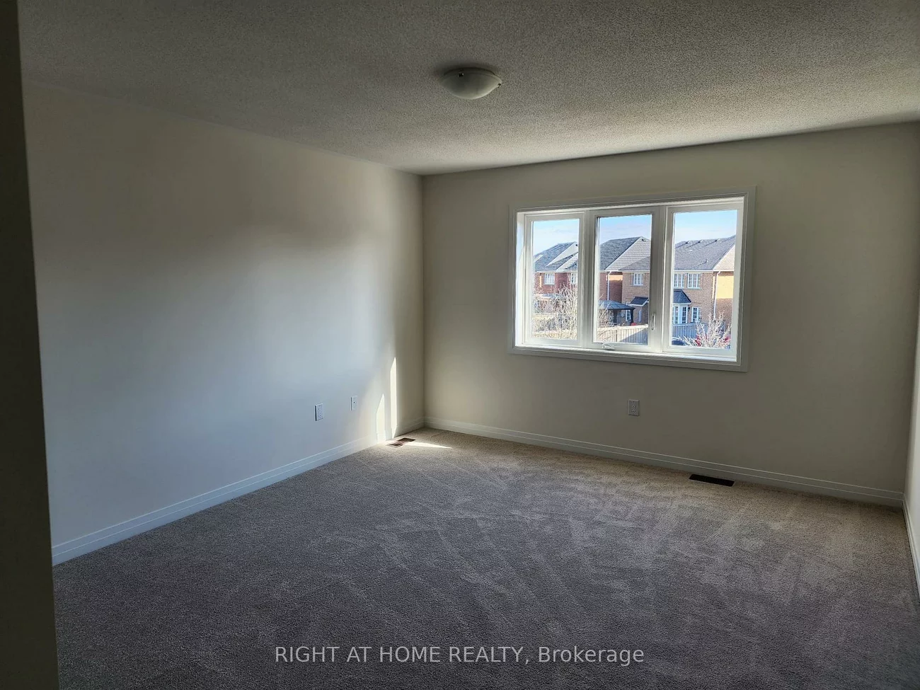 8, Brixham, Brampton North, Brampton