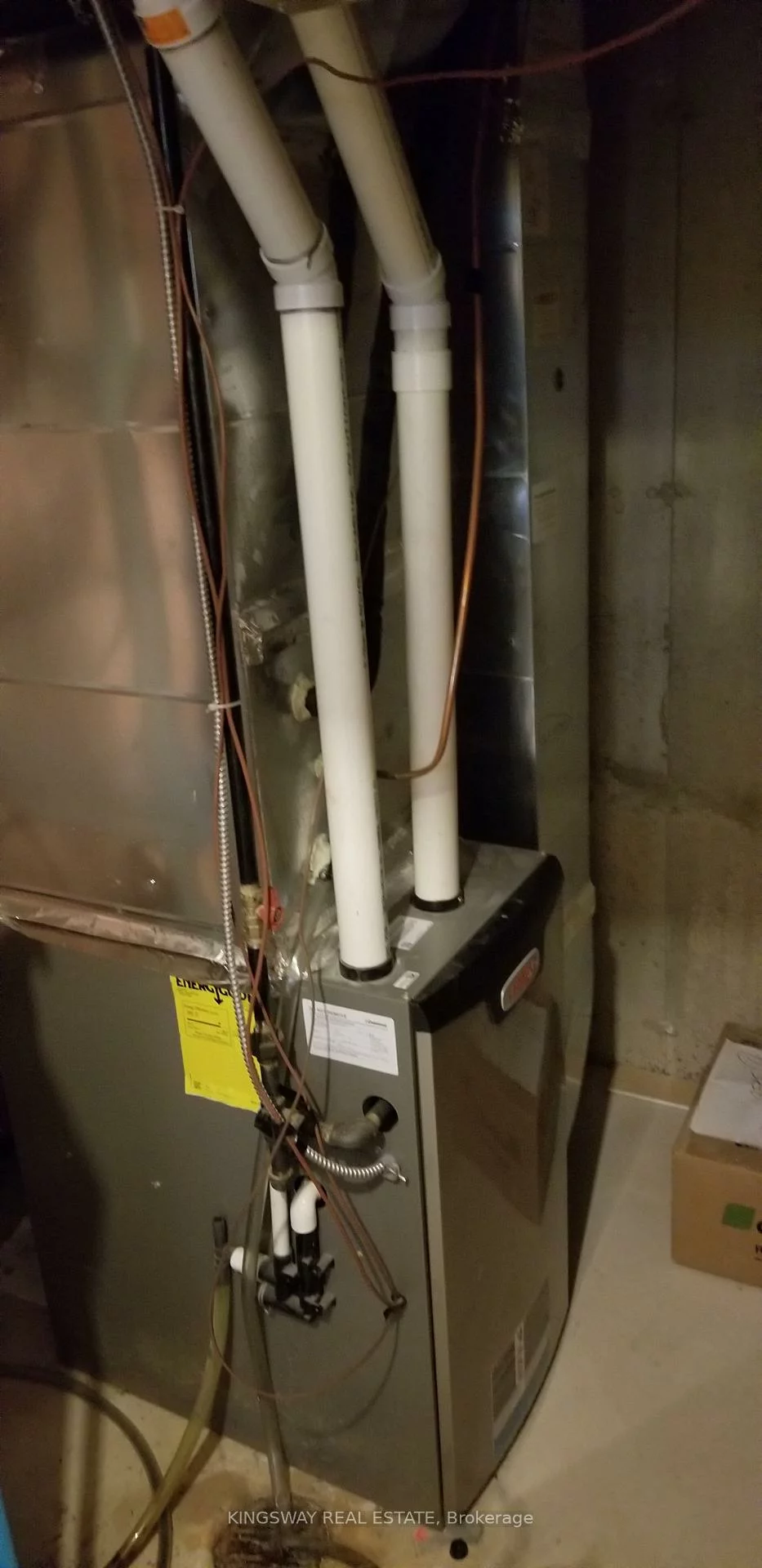 593, Remembrance, Northwest Brampton, Brampton