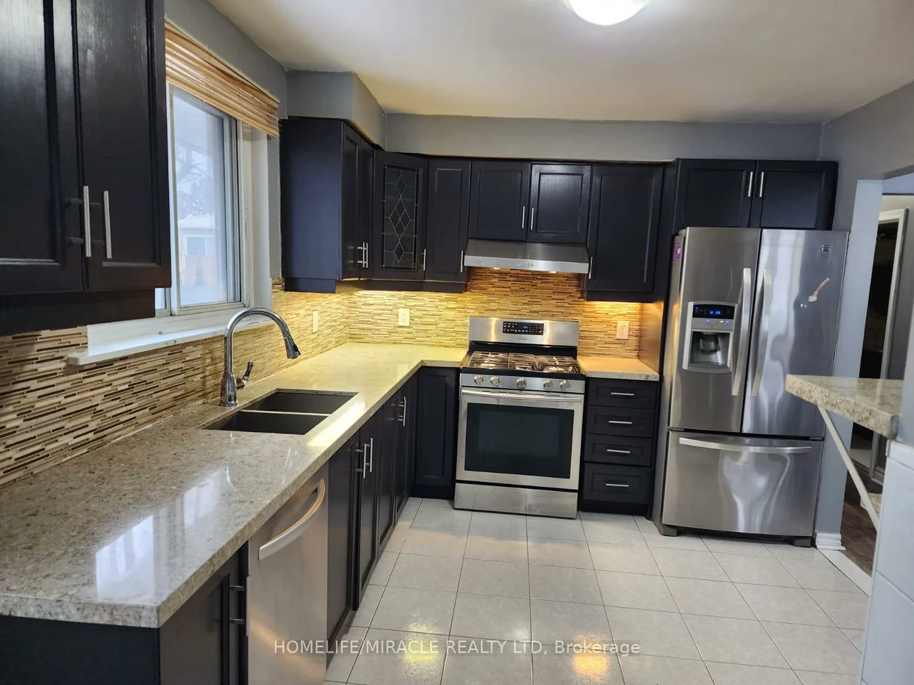 49, Alderbury, Avondale, Brampton