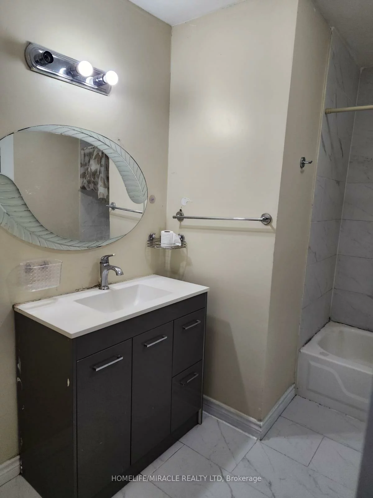 49, Alderbury, Avondale, Brampton