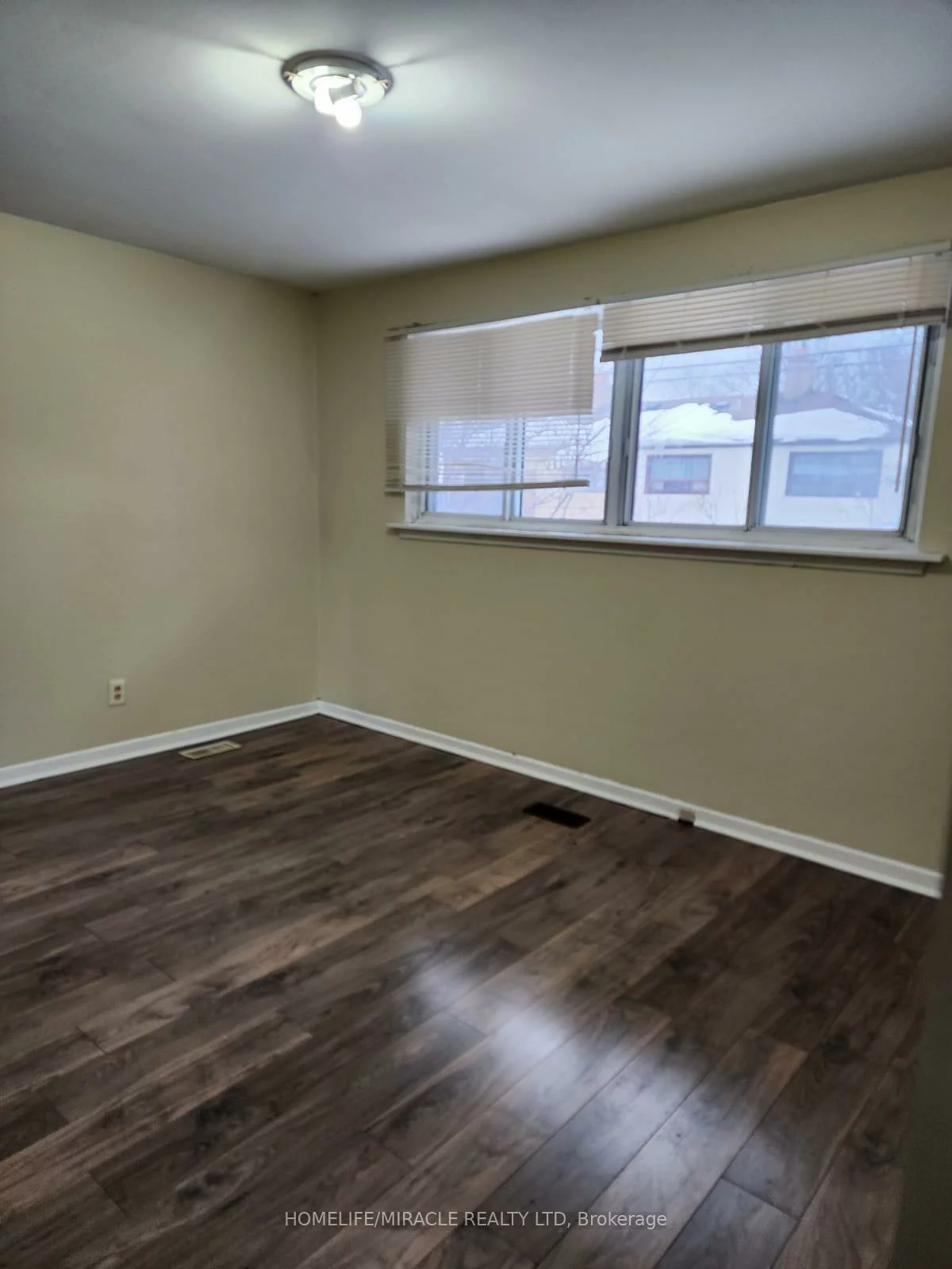 49, Alderbury, Avondale, Brampton