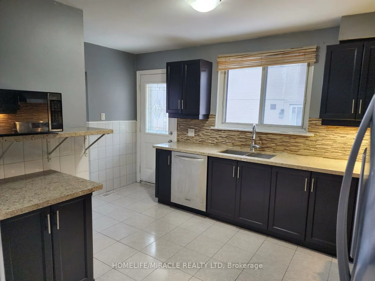 49, Alderbury, Avondale, Brampton