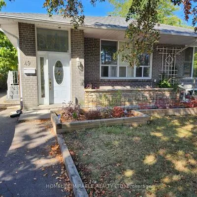 49, Alderbury, Avondale, Brampton