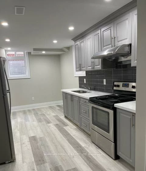 78, Saint Dennis, Sandringham-Wellington North, Brampton