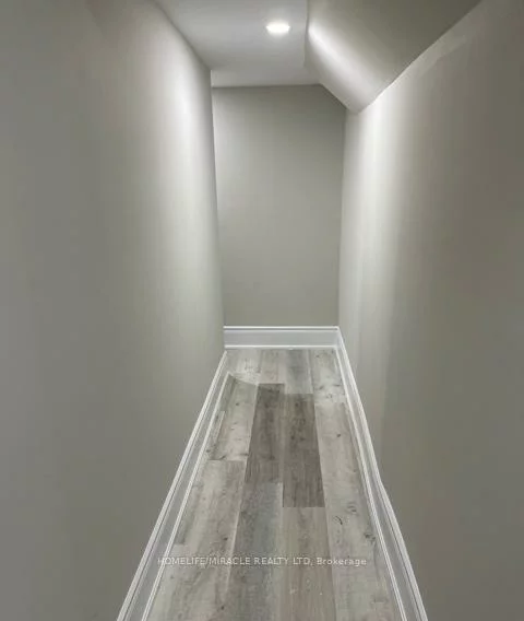 78, Saint Dennis, Sandringham-Wellington North, Brampton