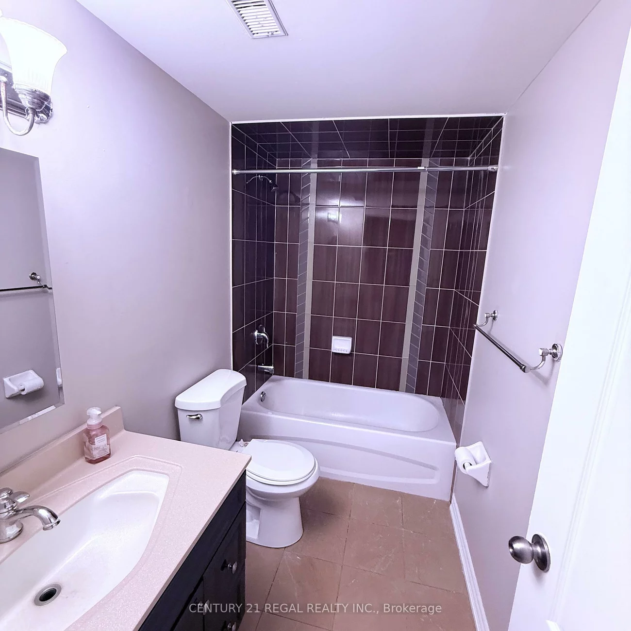 39, Laurentide, Vales of Castlemore North, Brampton