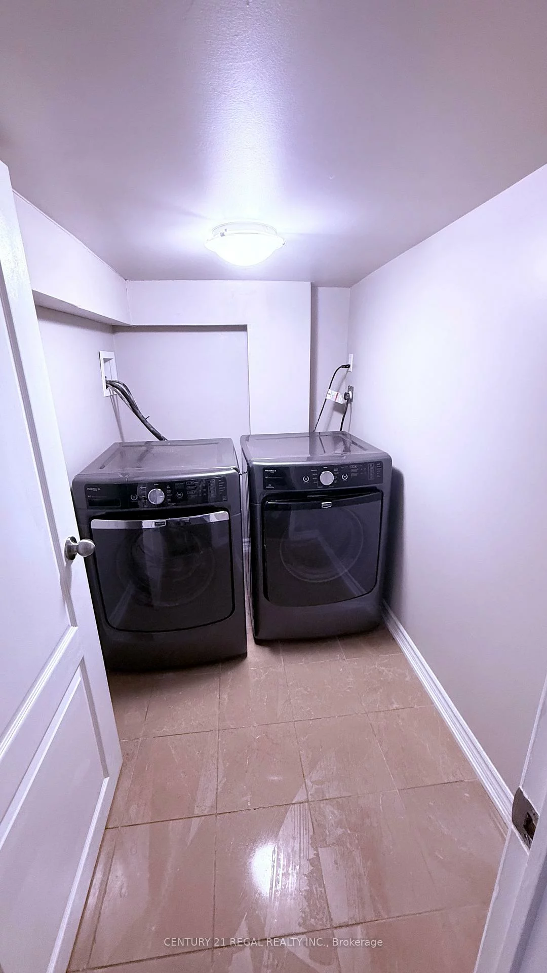 39, Laurentide, Vales of Castlemore North, Brampton