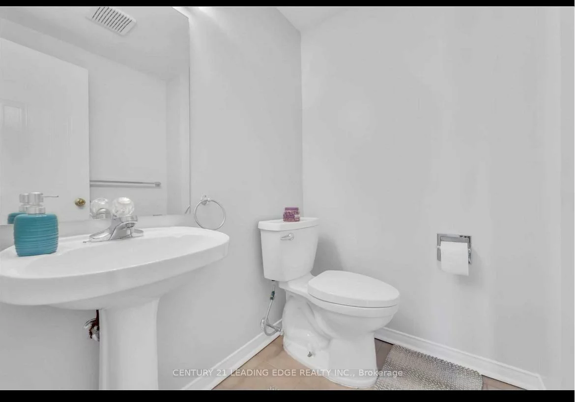 2, Desert Sand, Sandringham-Wellington, Brampton