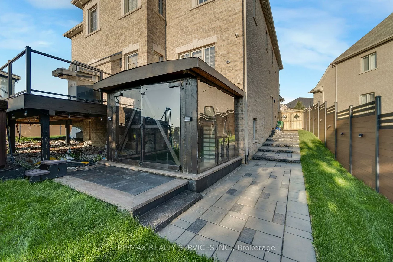 66, Hanbury, Credit Valley, Brampton