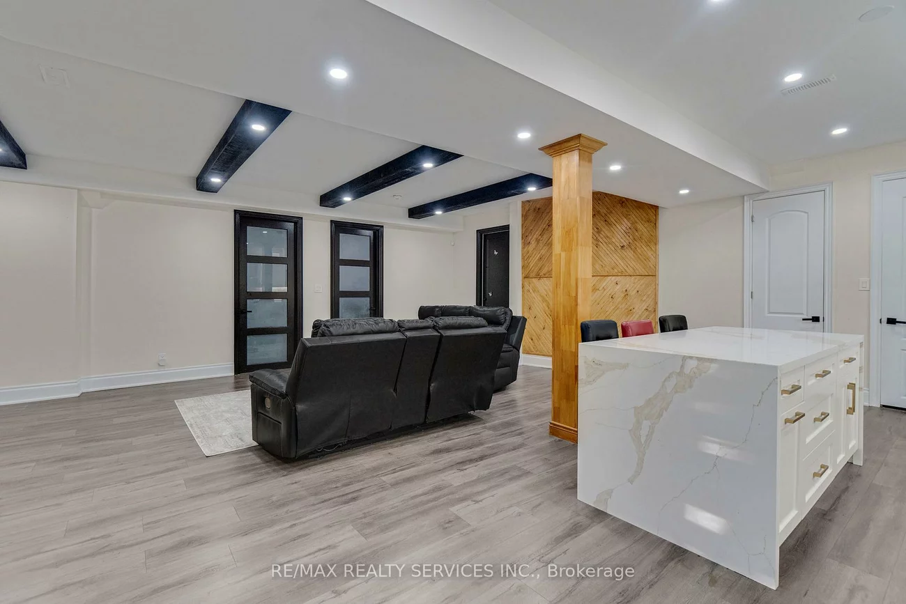 66, Hanbury, Credit Valley, Brampton