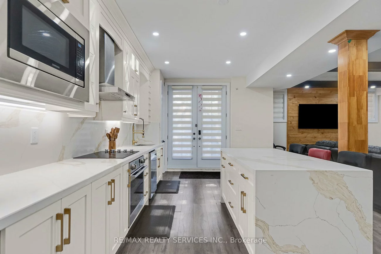 66, Hanbury, Credit Valley, Brampton