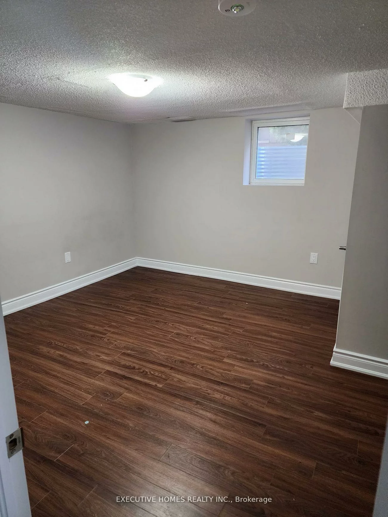 114, Porchlight, Fletcher's Creek Village, Brampton