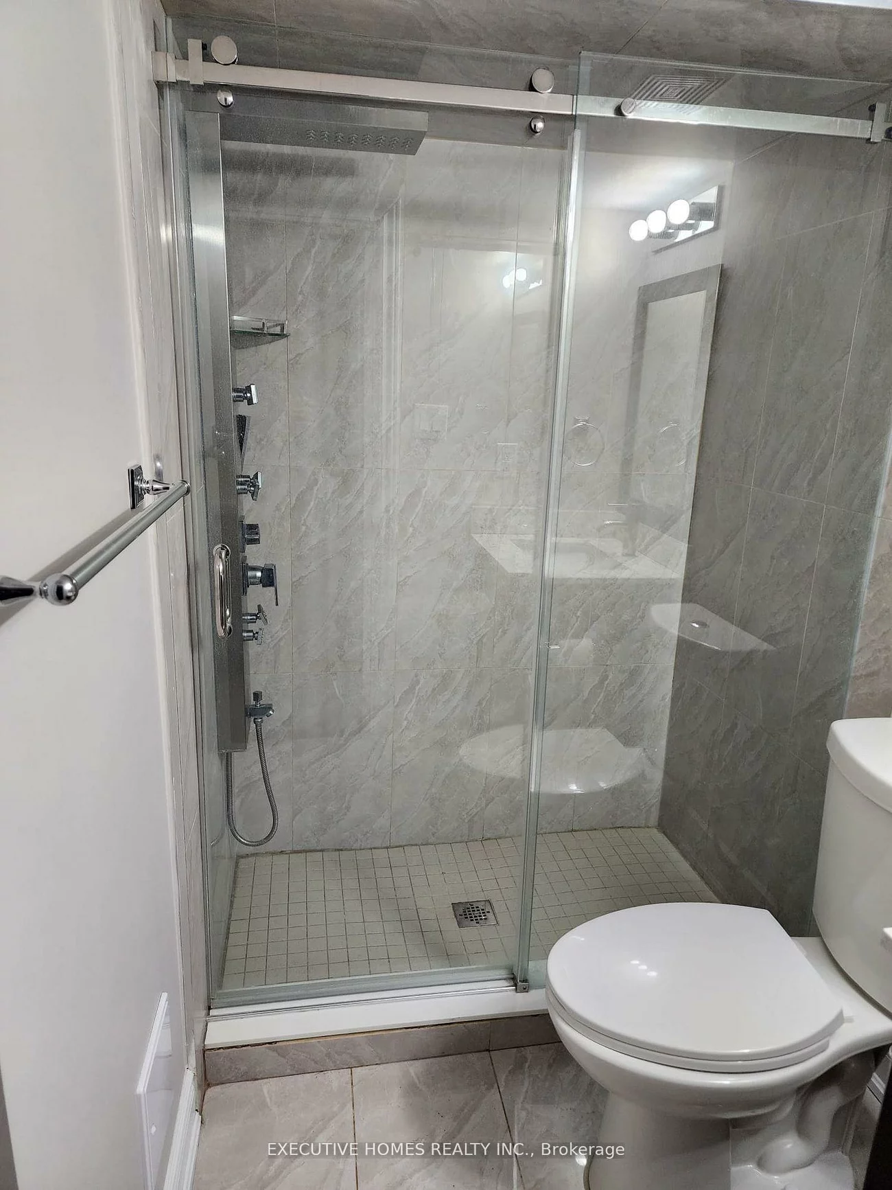 114, Porchlight, Fletcher's Creek Village, Brampton