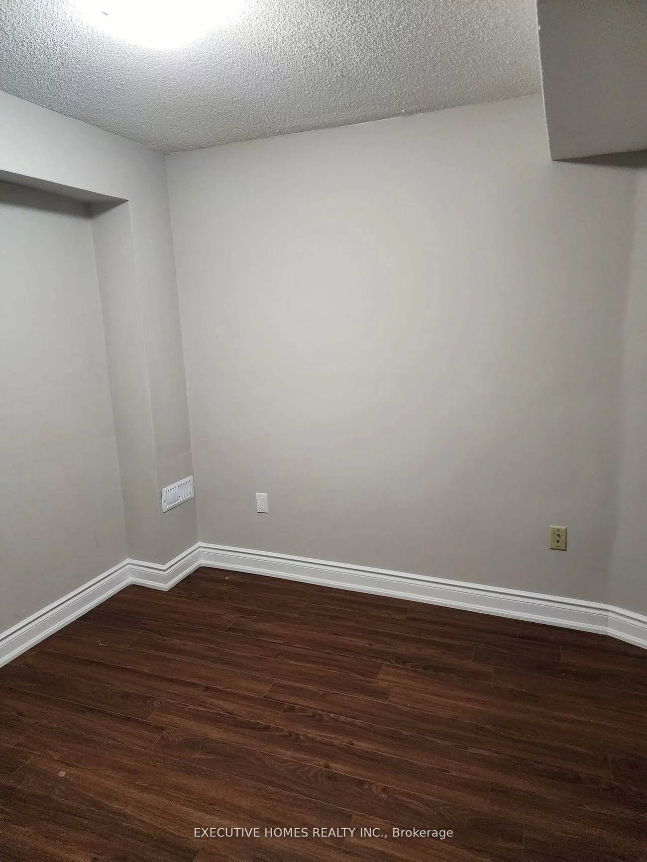 114, Porchlight, Fletcher's Creek Village, Brampton