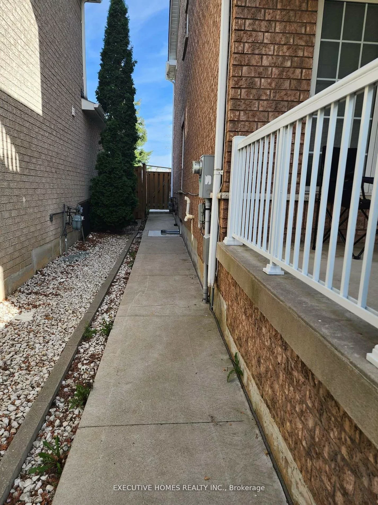 114, Porchlight, Fletcher's Creek Village, Brampton