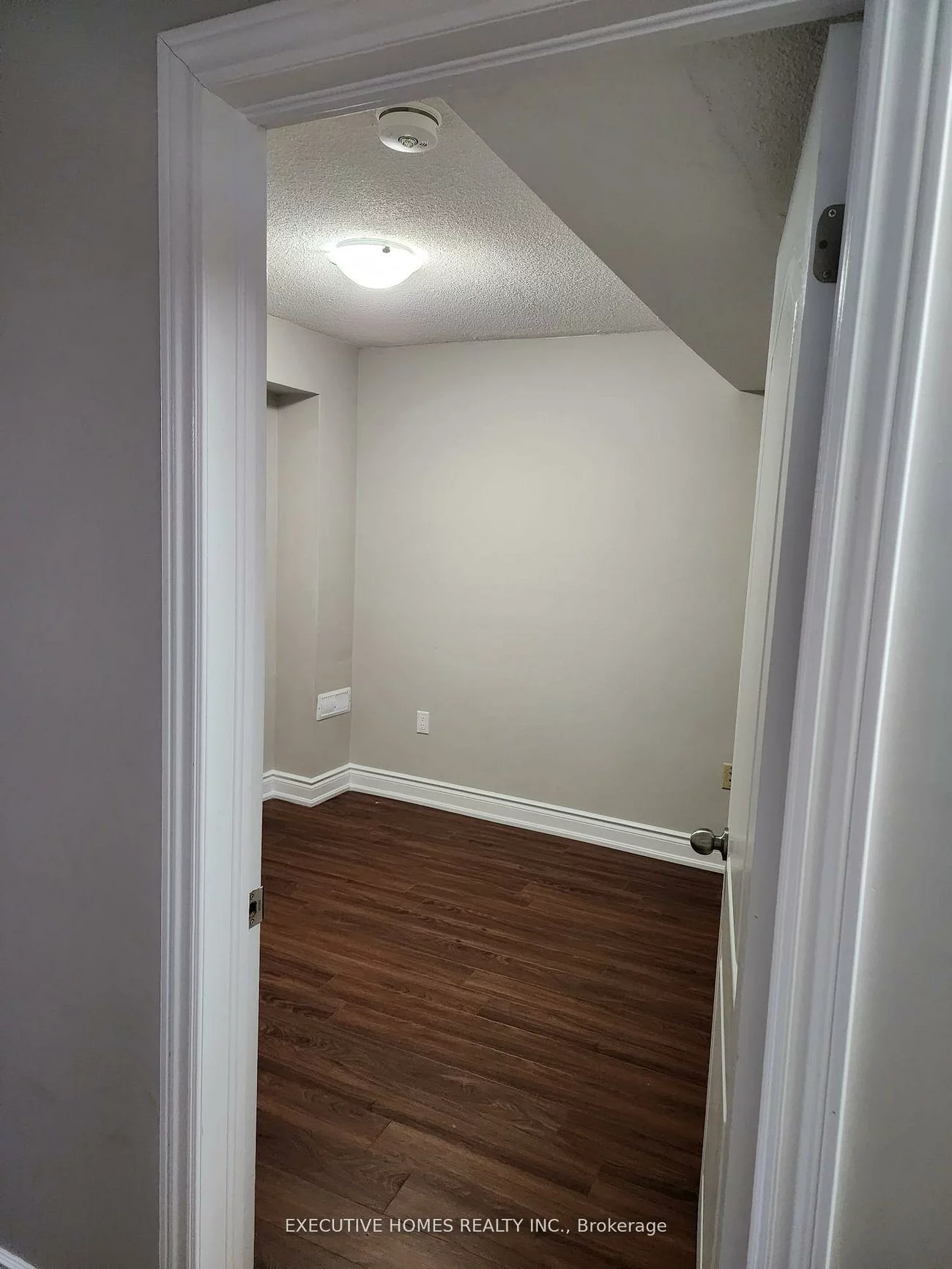 114, Porchlight, Fletcher's Creek Village, Brampton