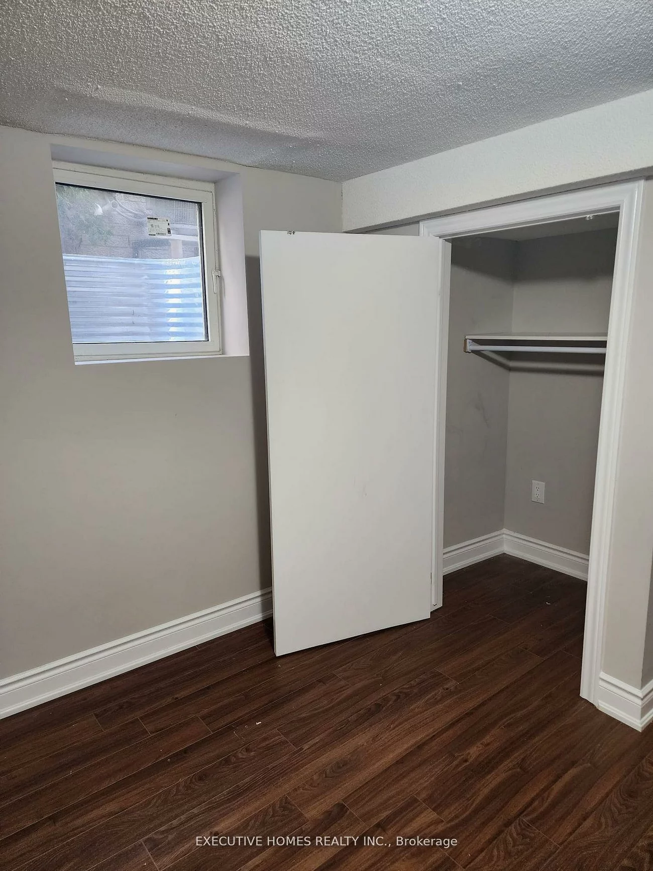 114, Porchlight, Fletcher's Creek Village, Brampton