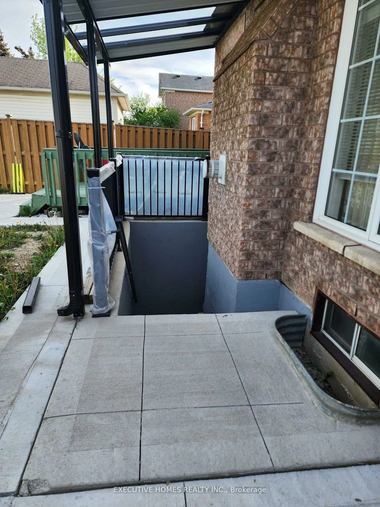 114, Porchlight, Fletcher's Creek Village, Brampton