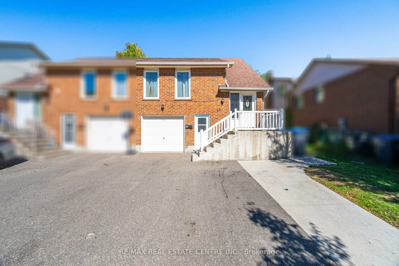 32, Mount pleasant, Heart Lake East, Brampton
