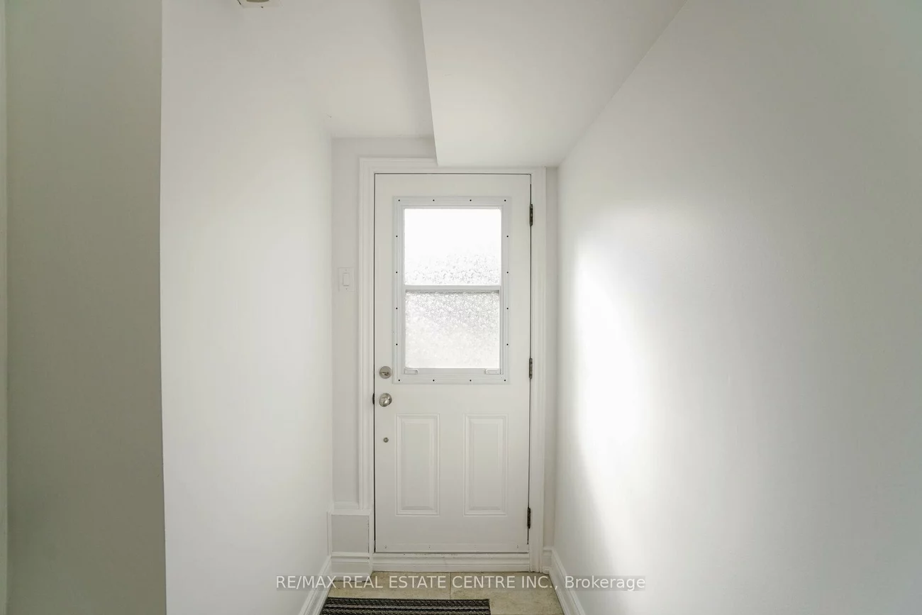 32, Mount pleasant, Heart Lake East, Brampton