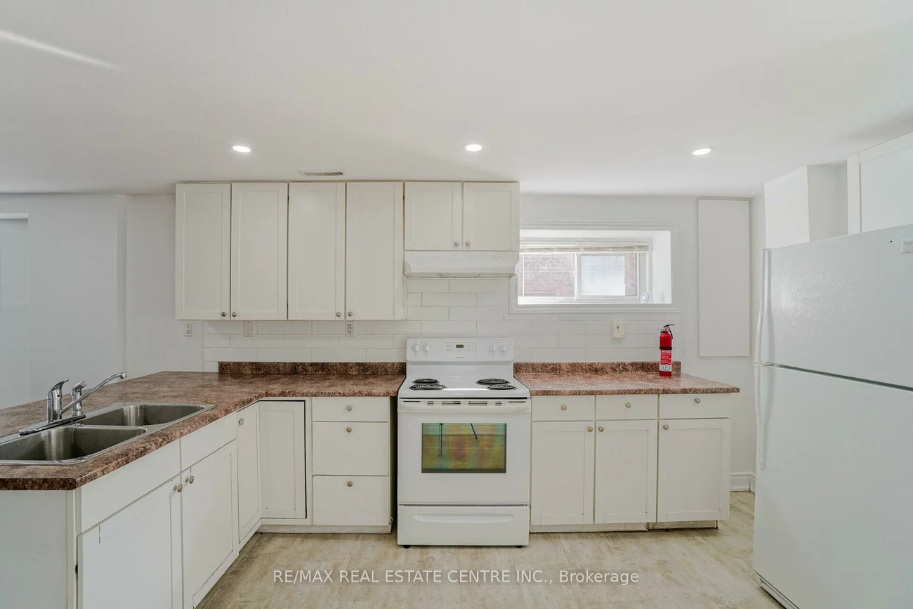 32, Mount pleasant, Heart Lake East, Brampton