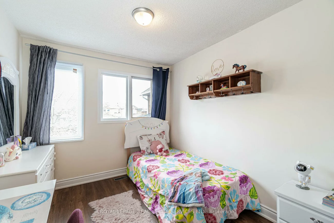 10, Mullis, Fletcher's West, Brampton