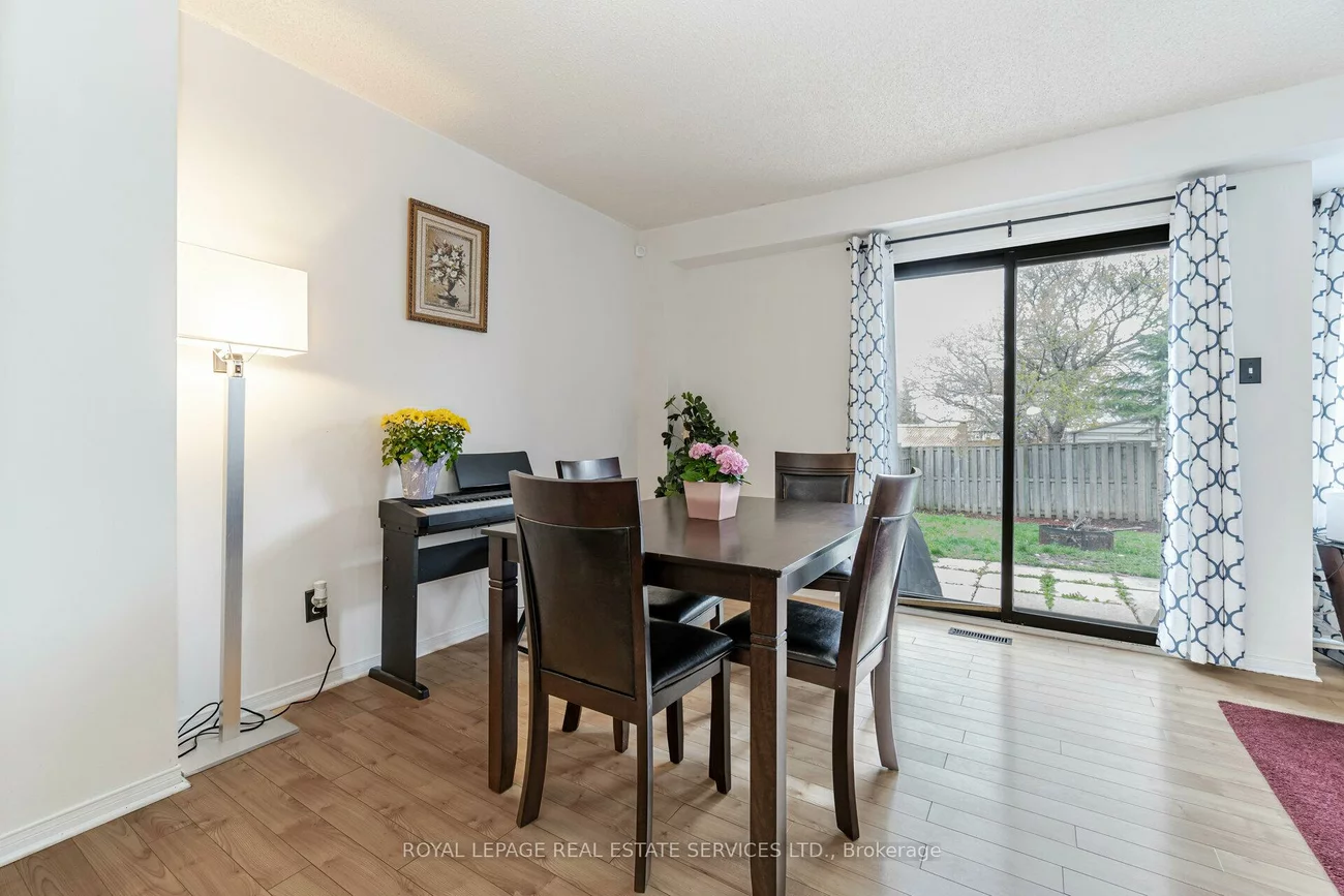 10, Mullis, Fletcher's West, Brampton