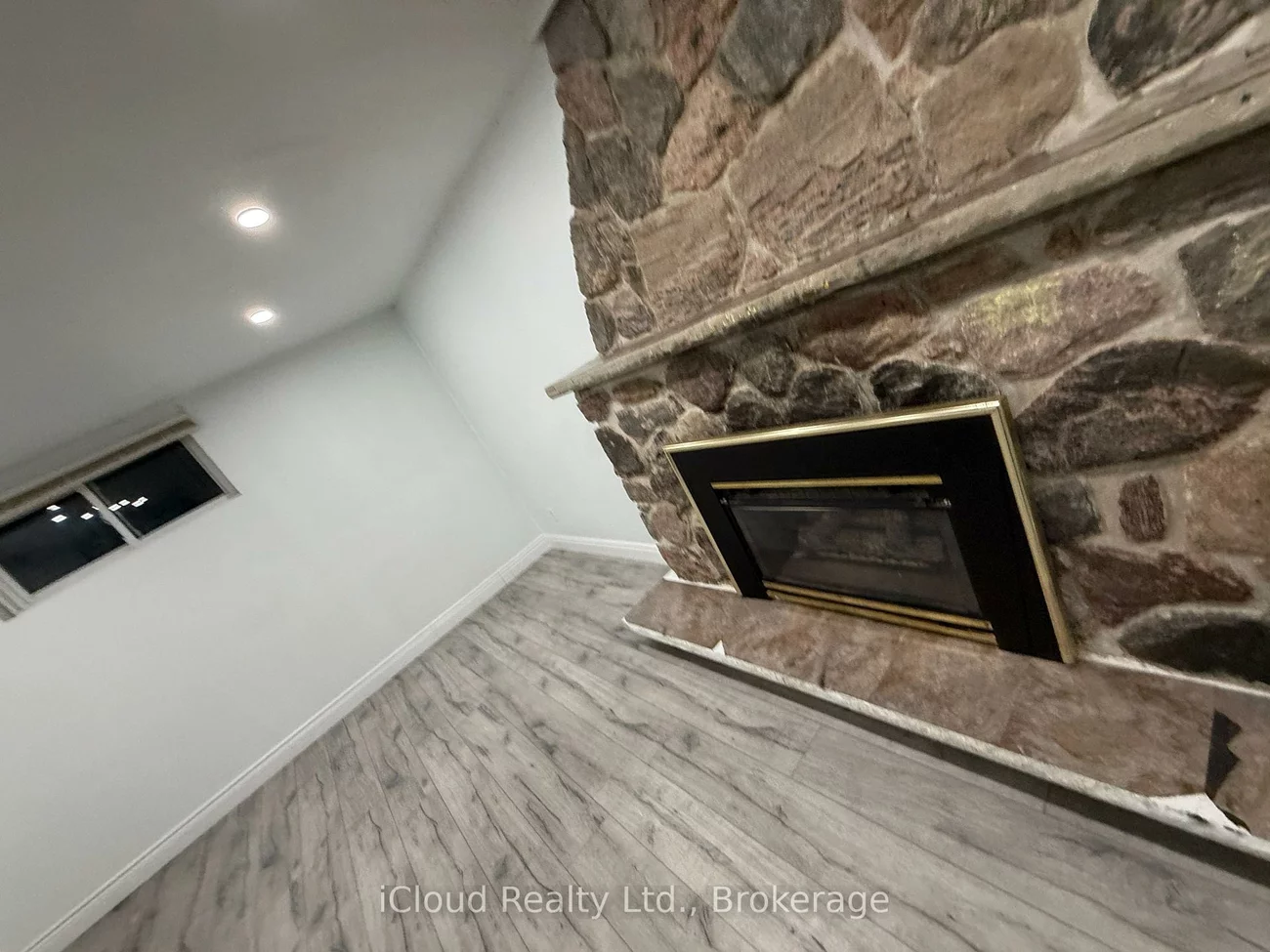 41, Manitou, Central Park, Brampton