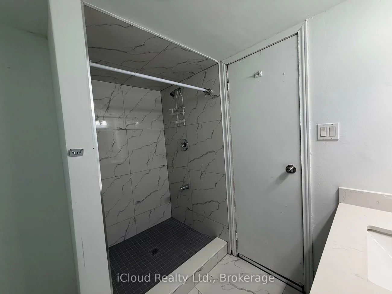 41, Manitou, Central Park, Brampton