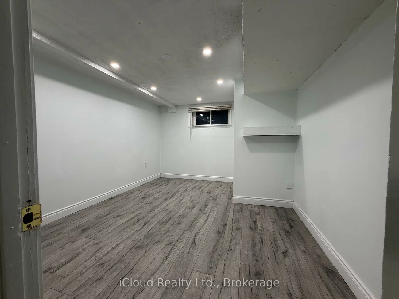 41, Manitou, Central Park, Brampton