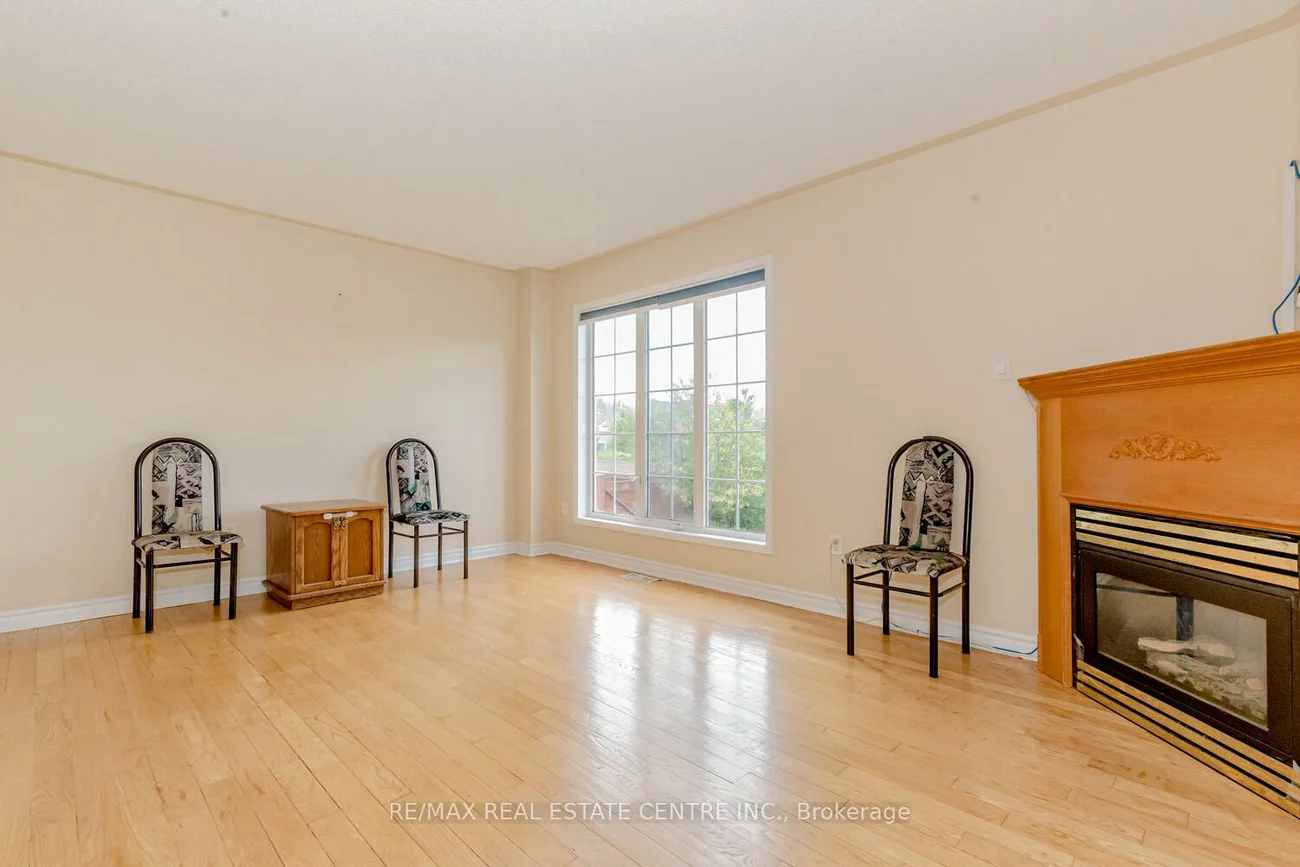 6, Porchlight, Fletcher's Creek Village, Brampton