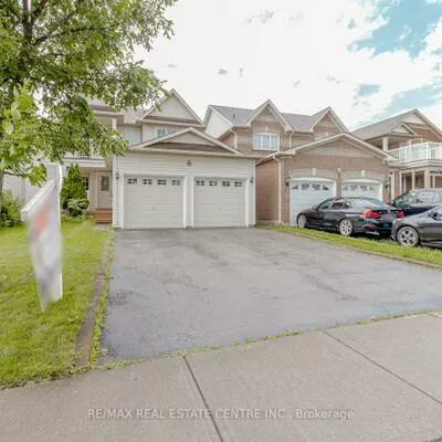 6, Porchlight, Fletcher's Creek Village, Brampton