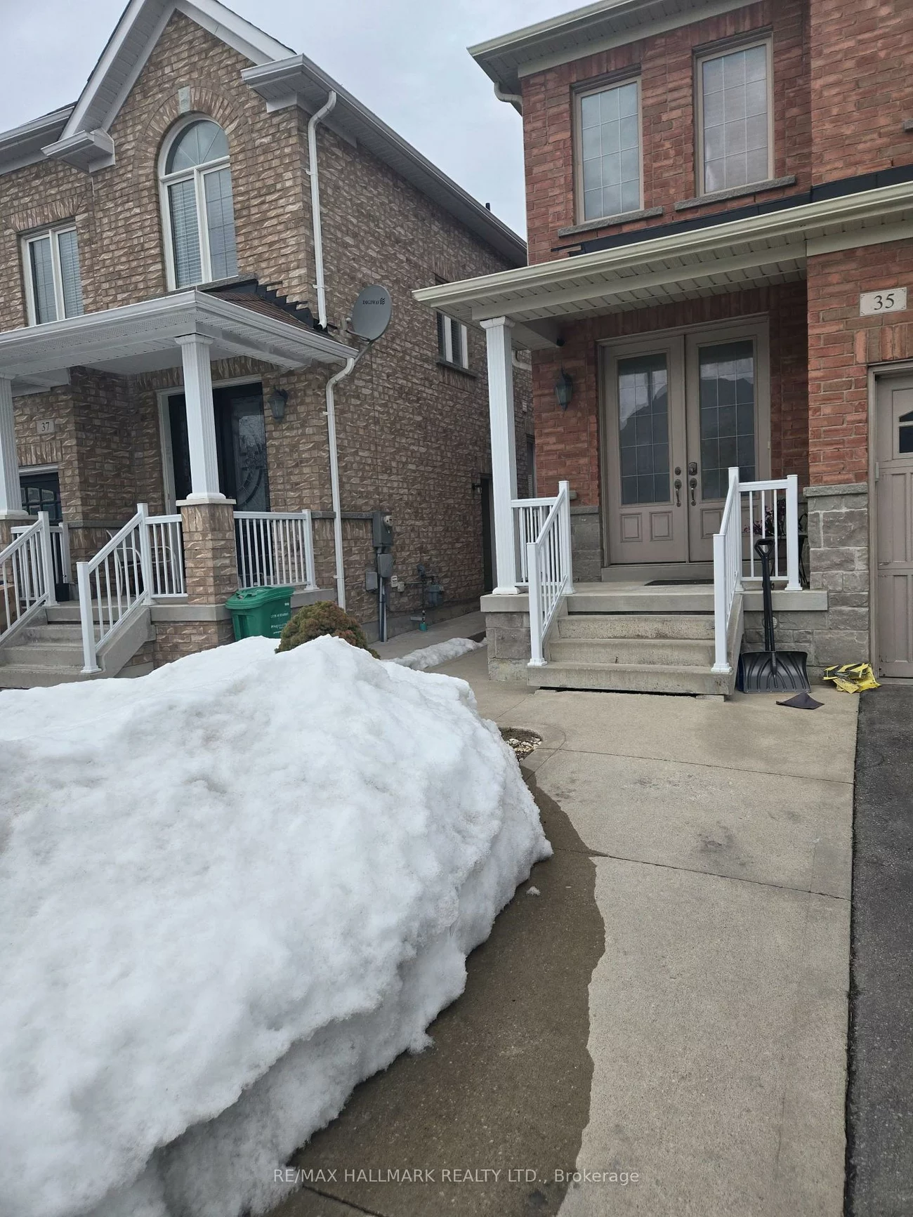 35, Campwood, Bram East, Brampton