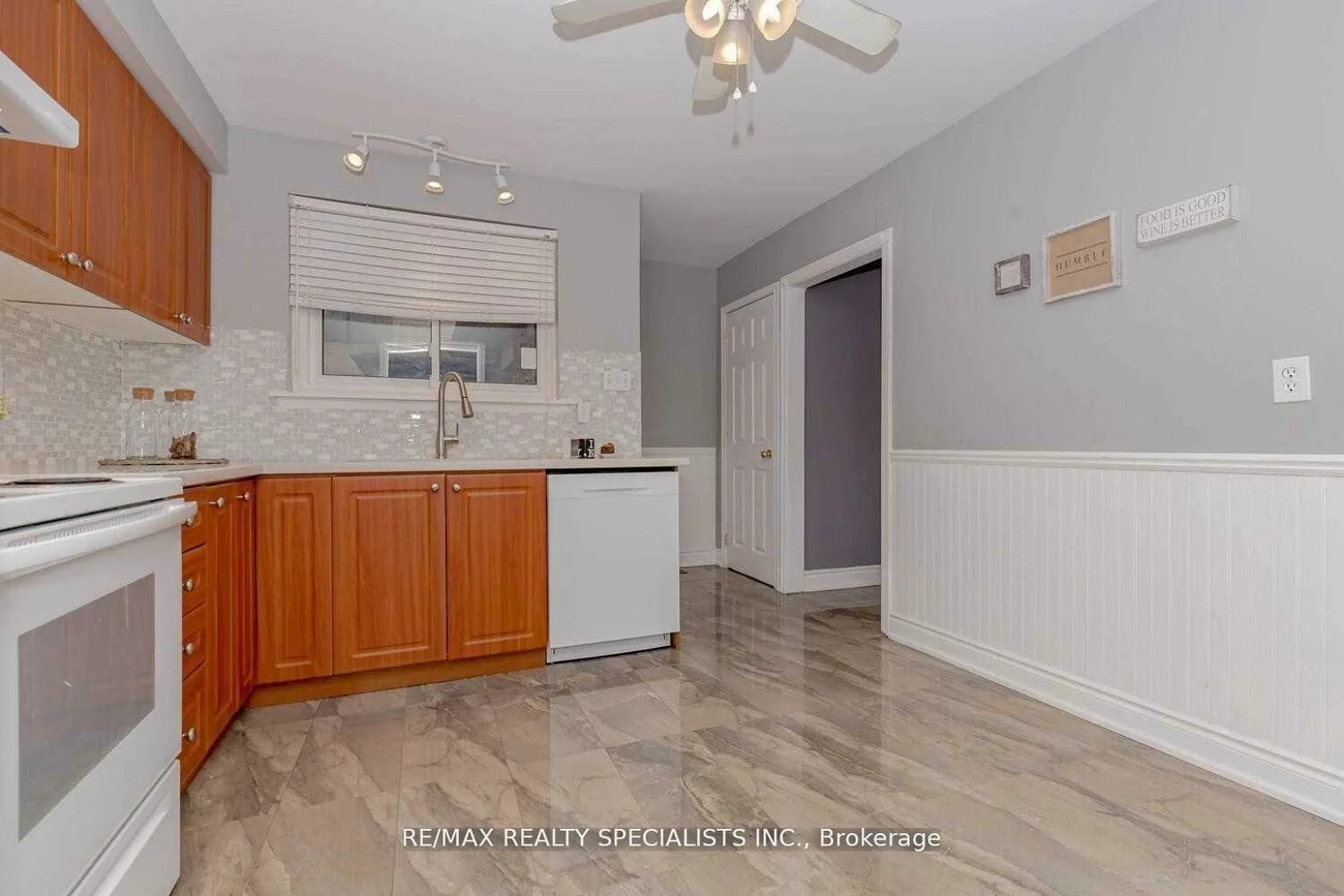 72, Dorchester(Upper), Southgate, Brampton