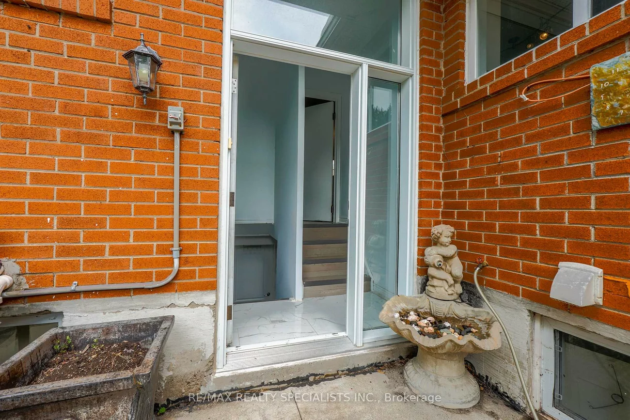 61, AMBLESIDE, Brampton South, Brampton