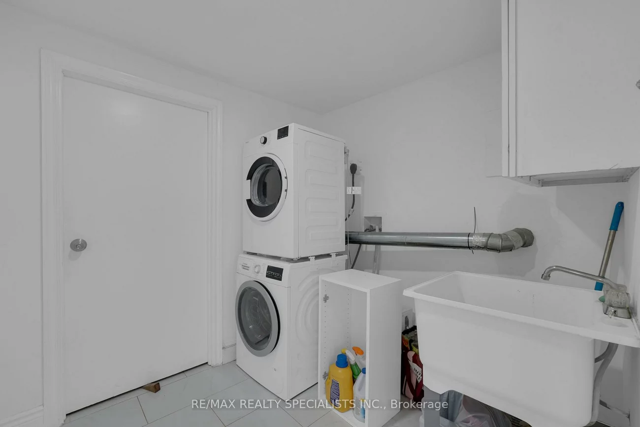 61, AMBLESIDE, Brampton South, Brampton