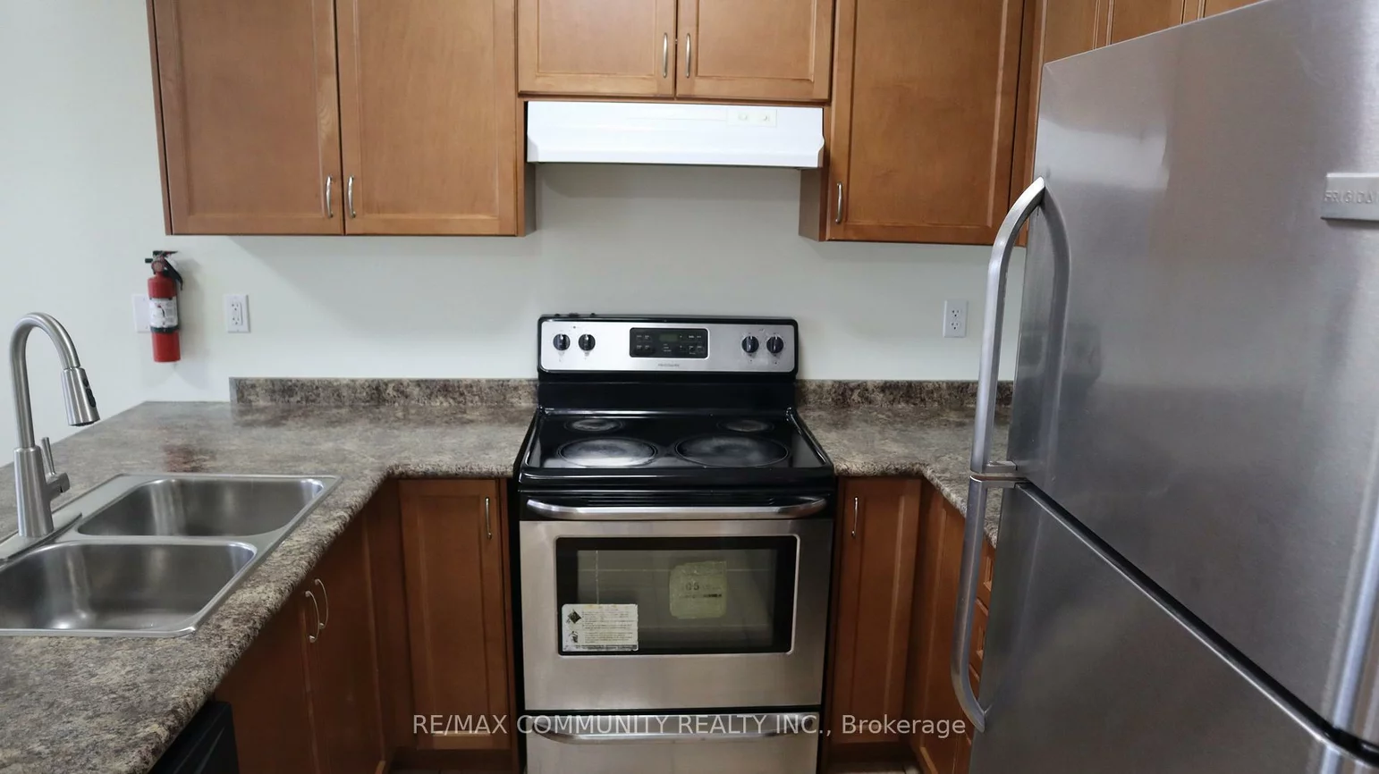 56, Delport, Bram East, Brampton