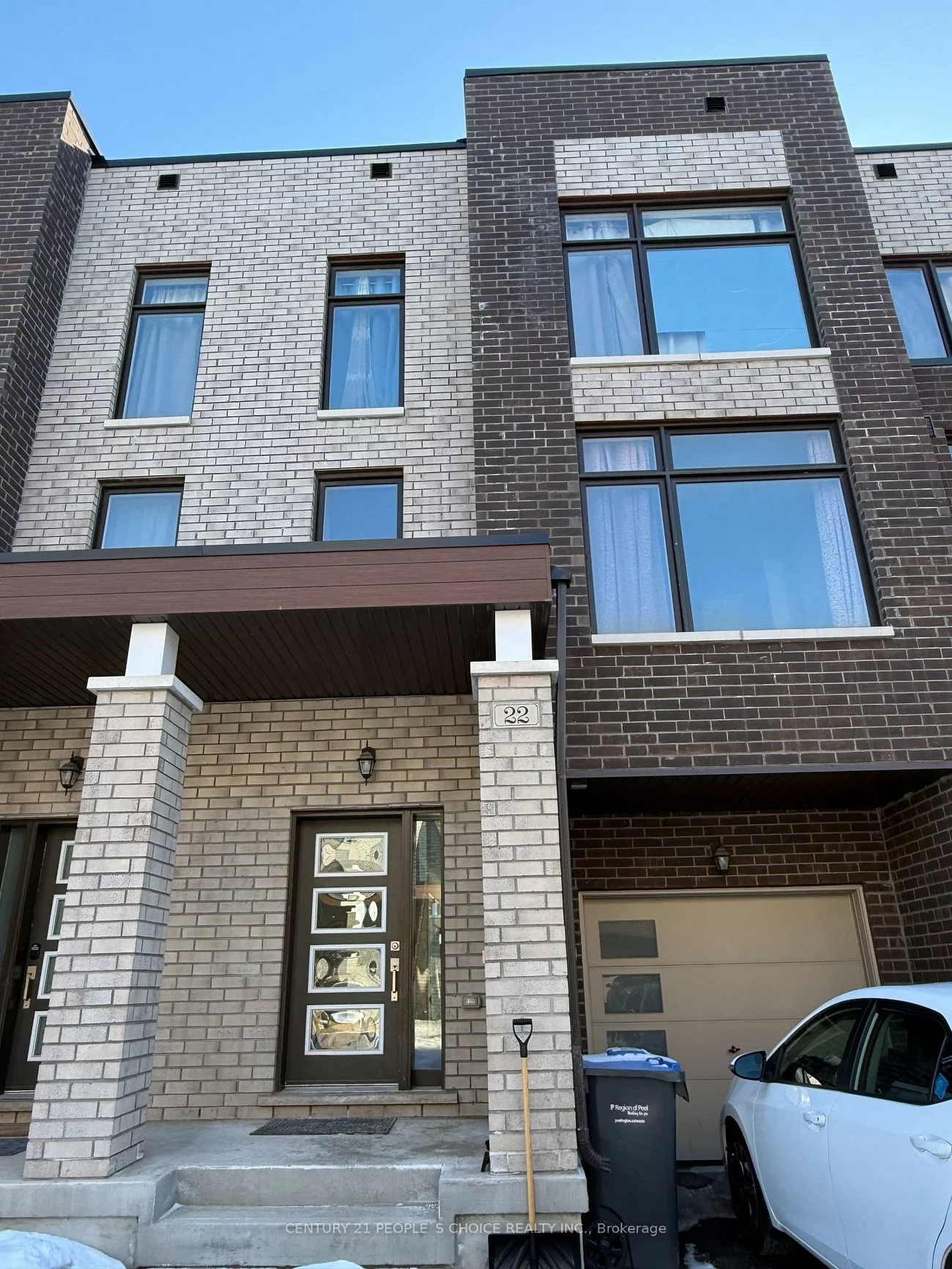22, Queenpost, Credit Valley, Brampton