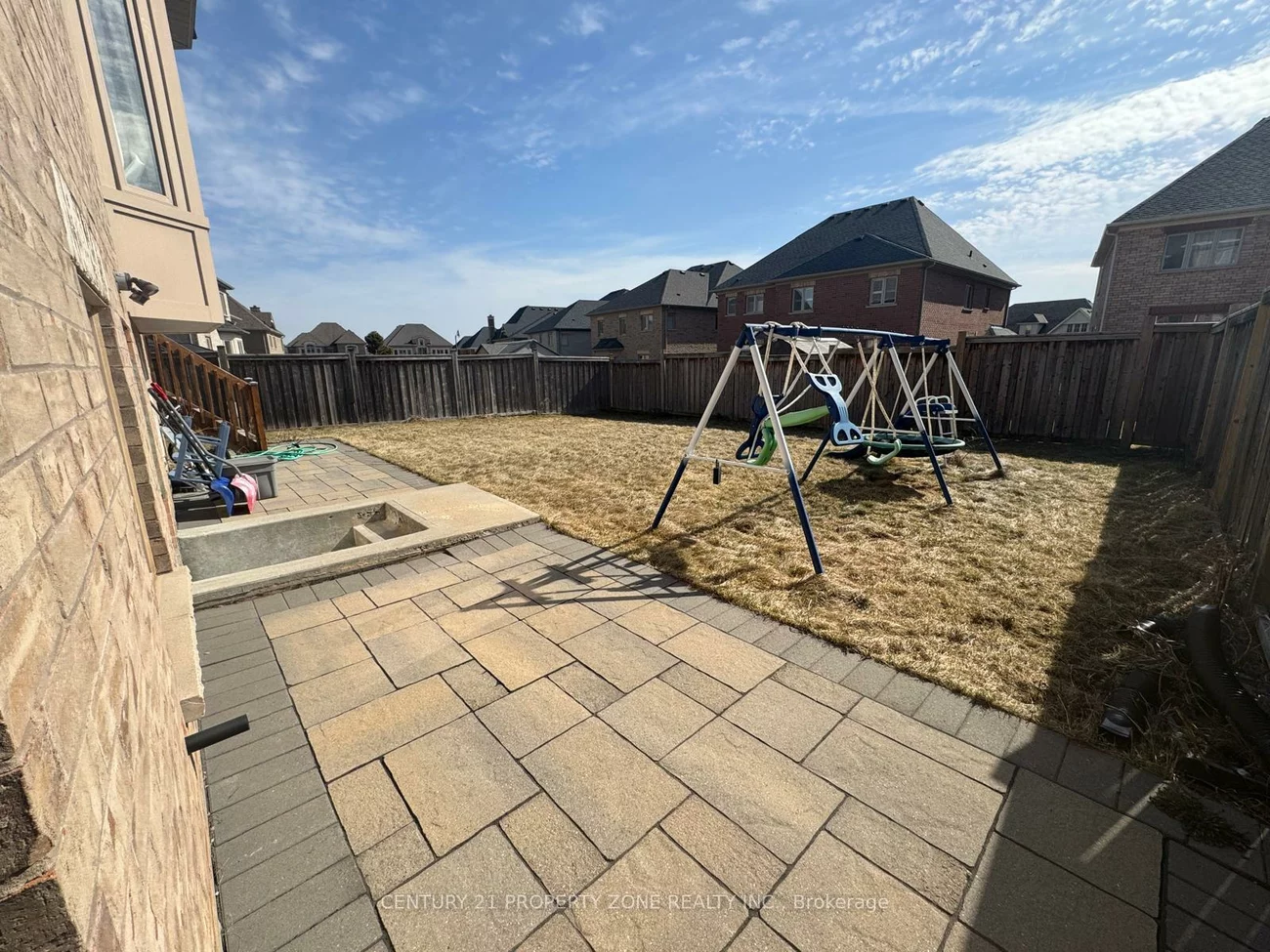 10, Fort Williams, Credit Valley, Brampton