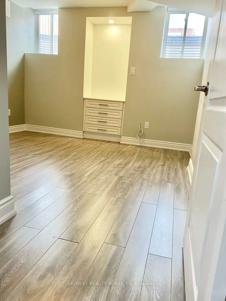 20, Isle Royal, Bram West, Brampton