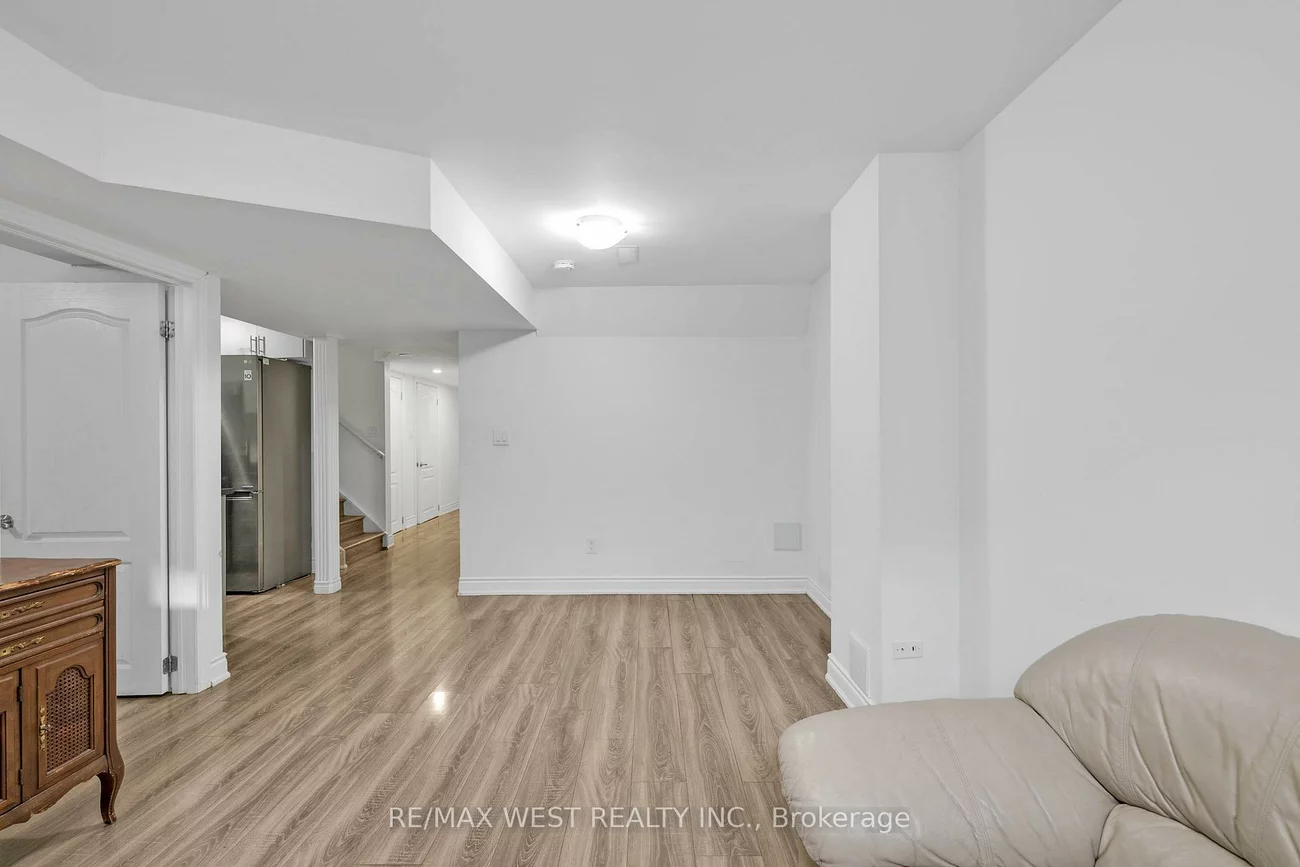 25, Faders, Northwest Brampton, Brampton