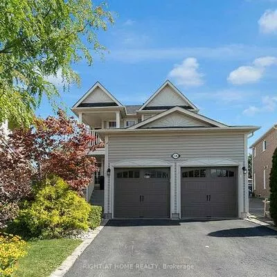 130, Porchlight, Fletcher's Creek Village, Brampton