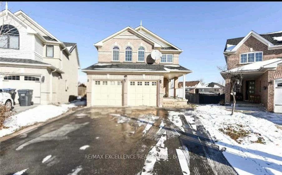 24, Hayloft, Fletcher's Creek Village, Brampton