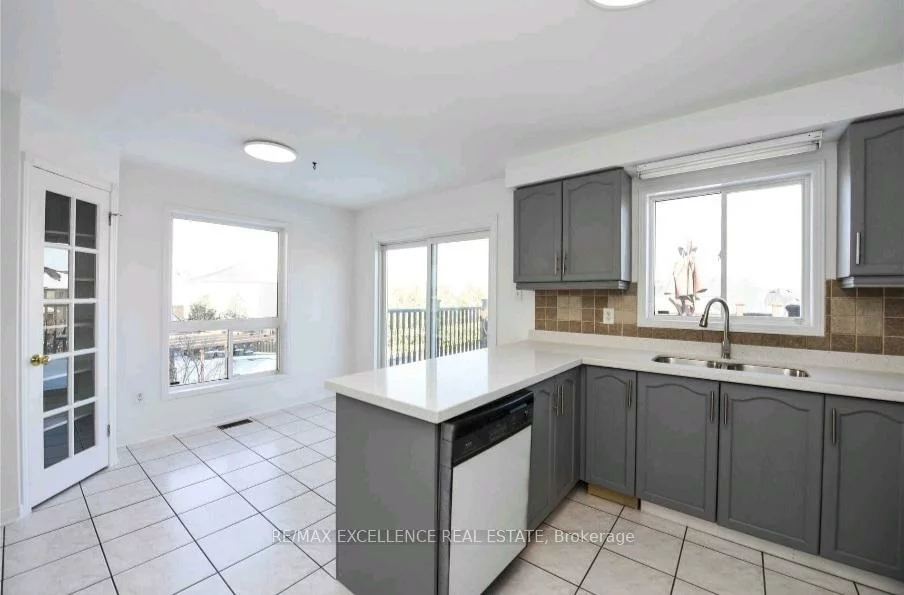 24, Hayloft, Fletcher's Creek Village, Brampton