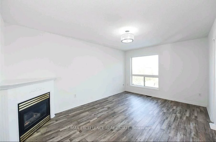 24, Hayloft, Fletcher's Creek Village, Brampton