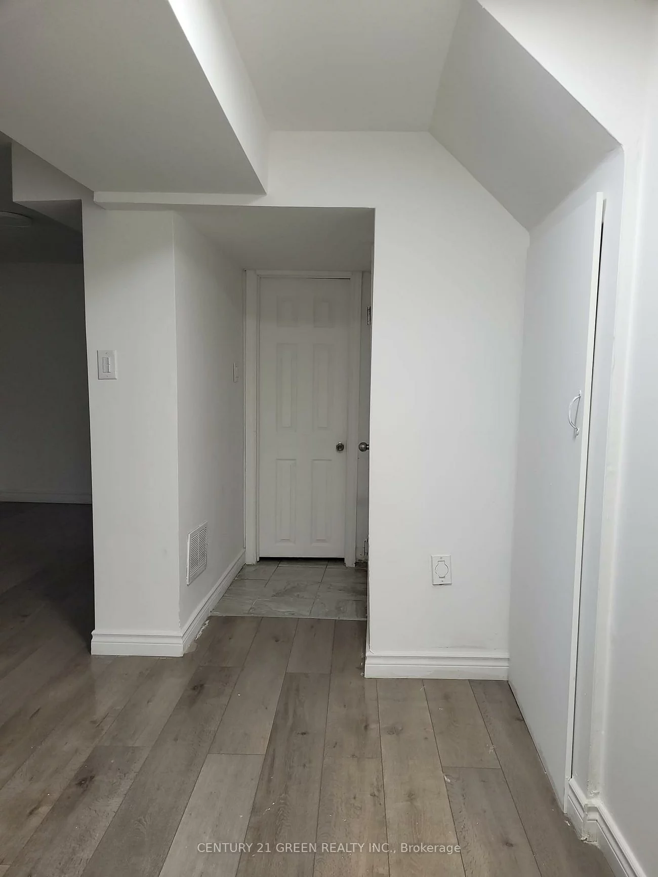 23, Habitat, Central Park, Brampton