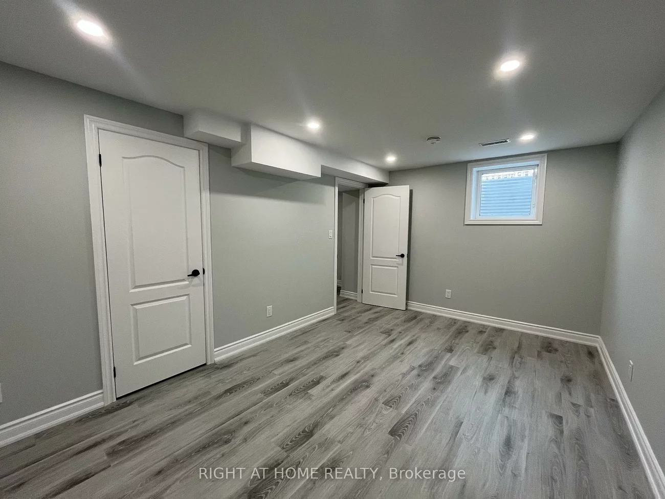 22, Amboise, Fletcher's Meadow, Brampton