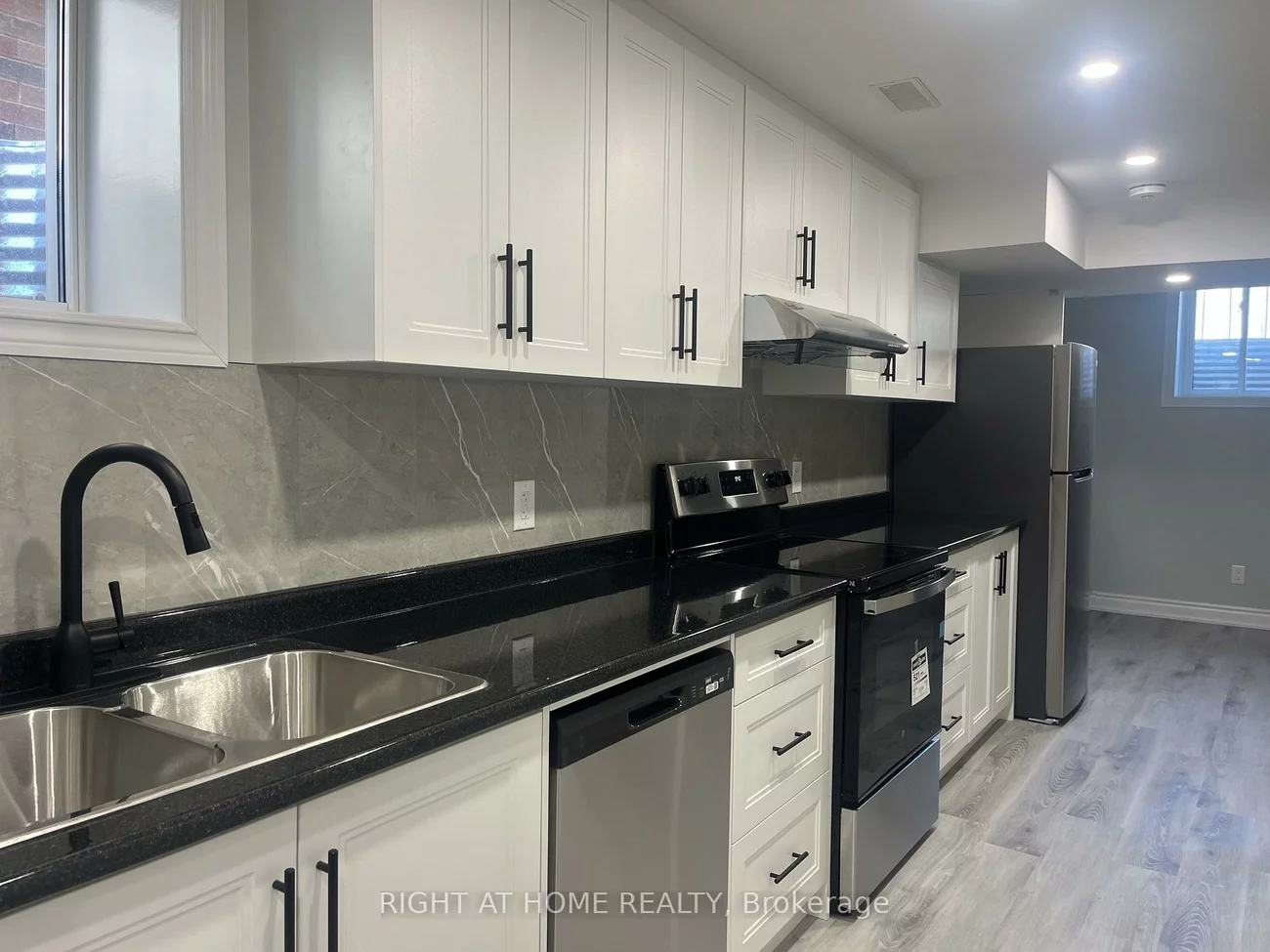 22, Amboise, Fletcher's Meadow, Brampton