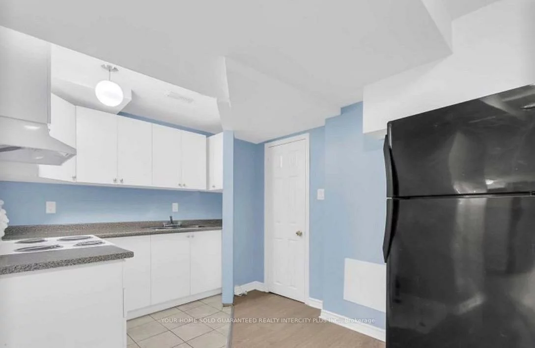 63, Clover Bloom, Sandringham-Wellington, Brampton