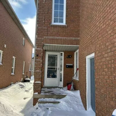 63, Clover Bloom, Sandringham-Wellington, Brampton
